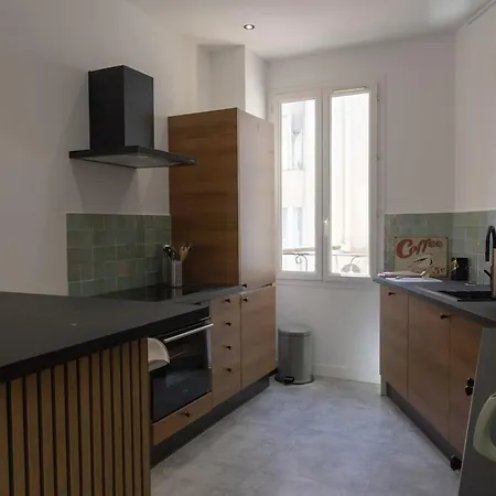Charming In Juan Les Pins Apartment