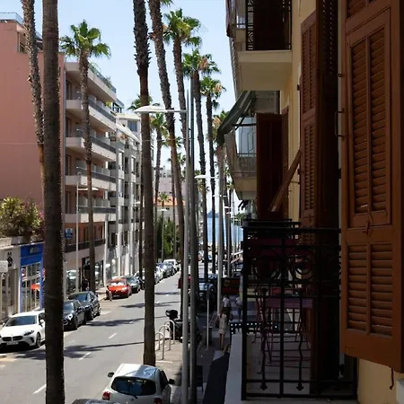 Charming In Juan Les Pins Apartment